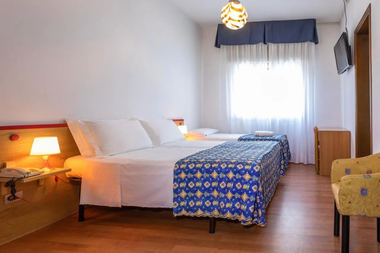 Hotel Diana Лидо-ди-Езоло