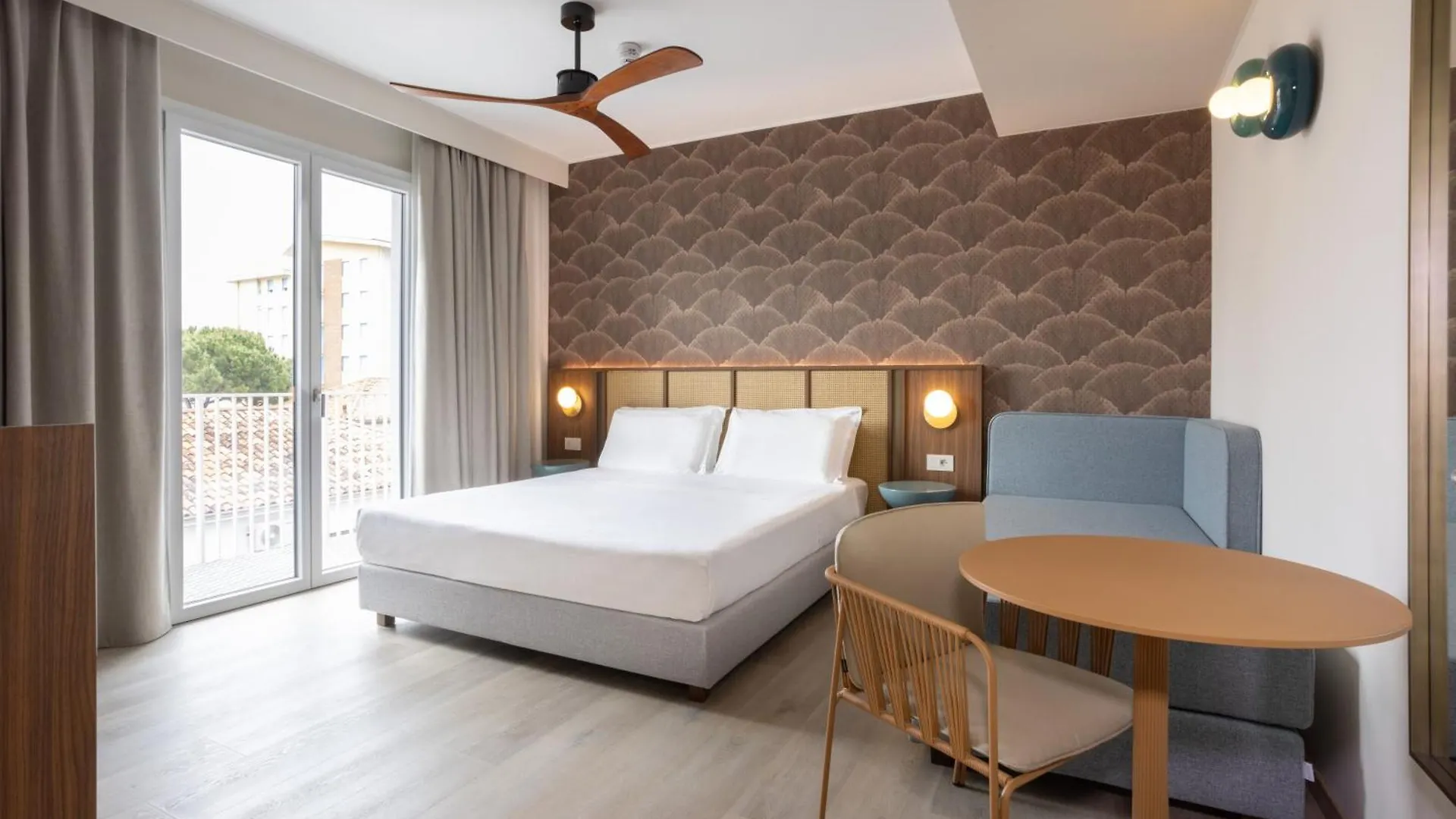 ***  Hotel Diana Лидо-ди-Езоло Италия